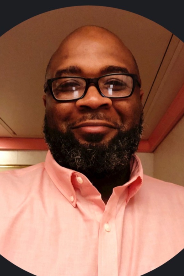 Cruise Brothers Travel Agent Johnny Hampton